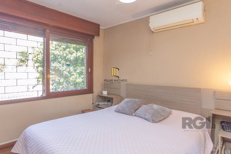 Casa 4 dormitórios no bairro Auxiliadora