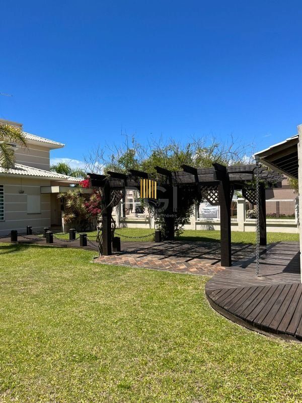 Casa para Venda - 320m², 4 dormitórios, sendo 2 suites, 3 vagas - Centro
