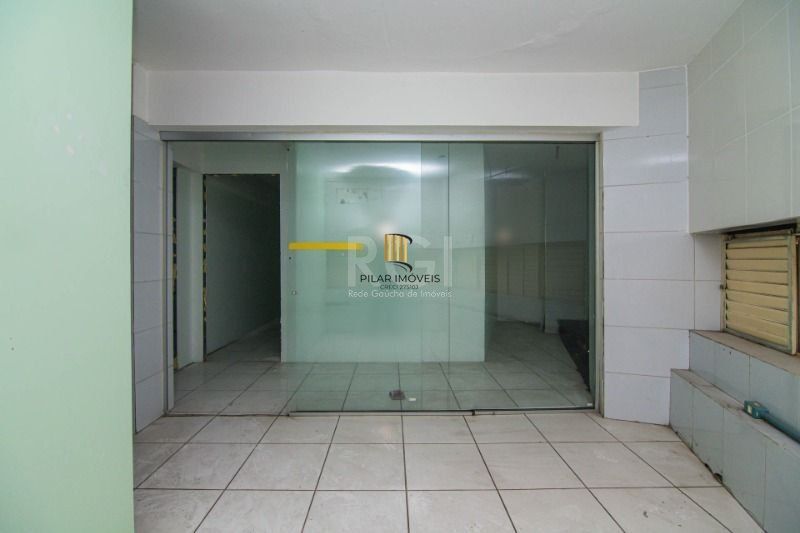 Loja para Venda - 246.18m², 0 dormitórios, 2 vagas - Independência