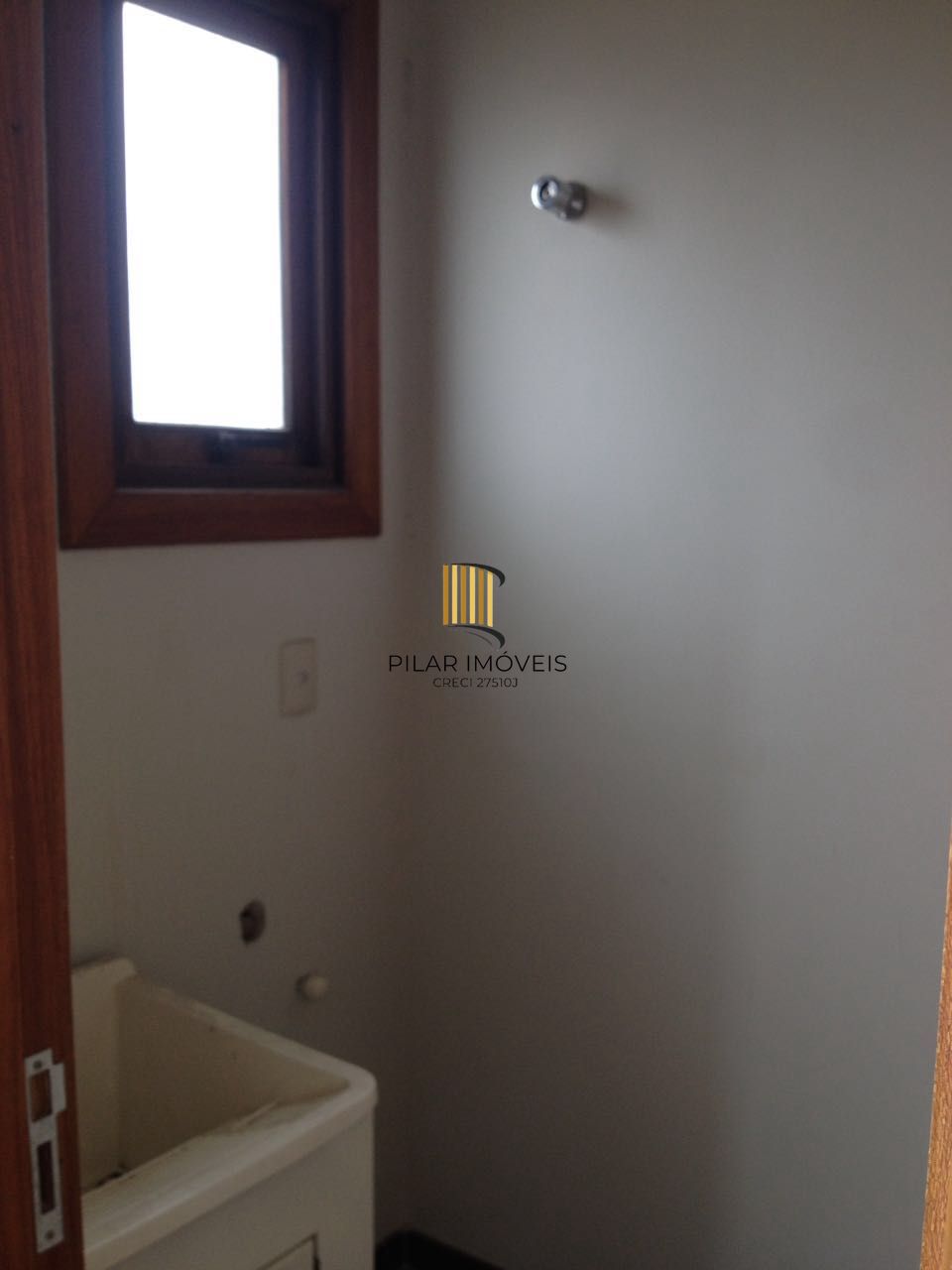 🏢 APARTAMENTO À VENDA – Edifício Palm Beach