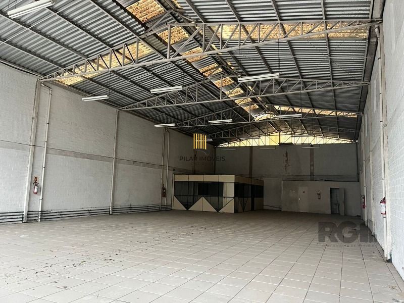 Loja para Venda - 390m², 0 dormitórios, São João