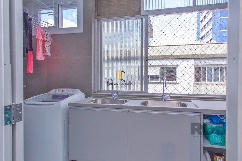 Apartamento 3 dormitórios no bairro Moinhos de Vento