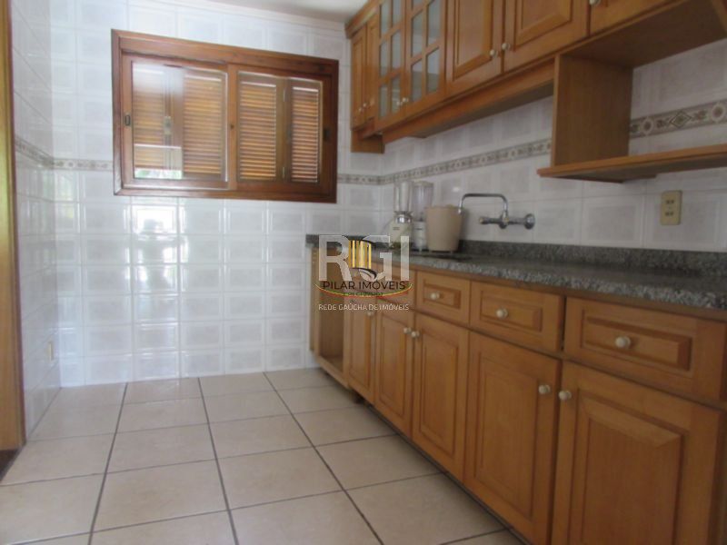 Casa Condominio para Venda - 383.4m², 5 dormitórios, sendo 2 suites, 3 vagas - Nonoai