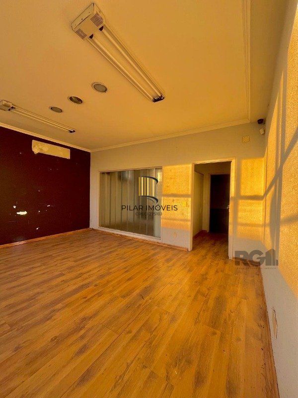 Prédio Comercial no bairro São João