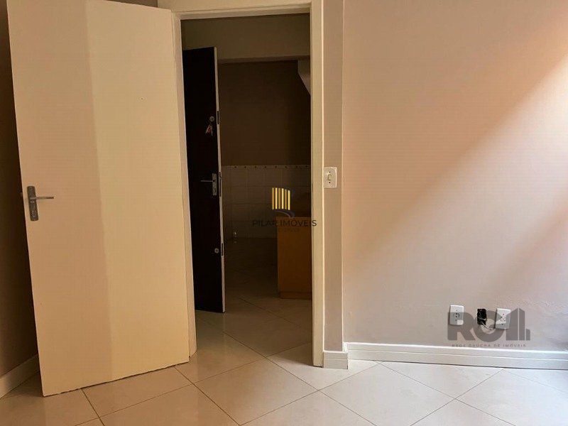 Apartamento para Venda - 57.4m², 2 dormitórios, Petrópolis