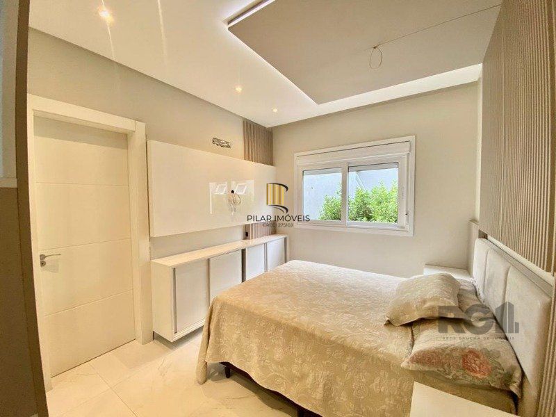 Casa de Condomínio 3 dormitórios no bairro Dubai