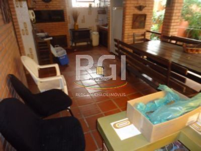Casa para Venda - 330m², 4 dormitórios, 2 vagas - Glória