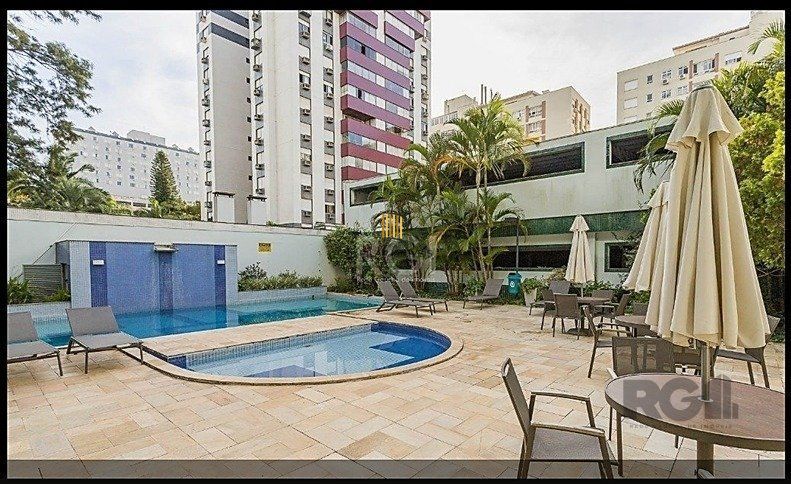 Apartamento 3 dormitórios no bairro Moinhos de Vento