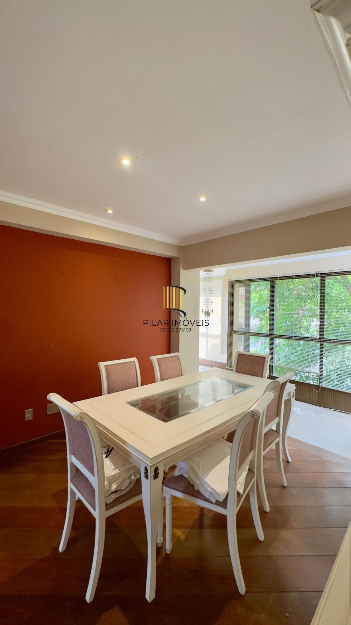 Baixou para vender de R$ 1.300.000,00 por R$1.080.000,00 . Confira 📍 Rua Corcovado – Auxiliadora | Porto Alegre