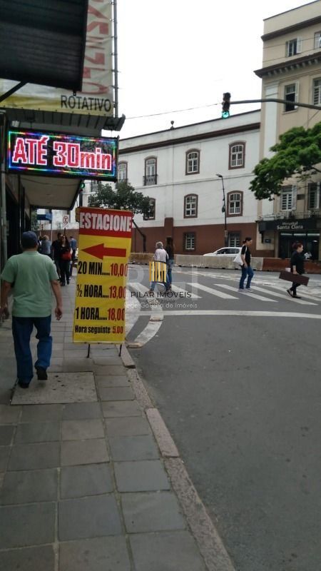 🏢 Sala Comercial – Rua General Vitorino
