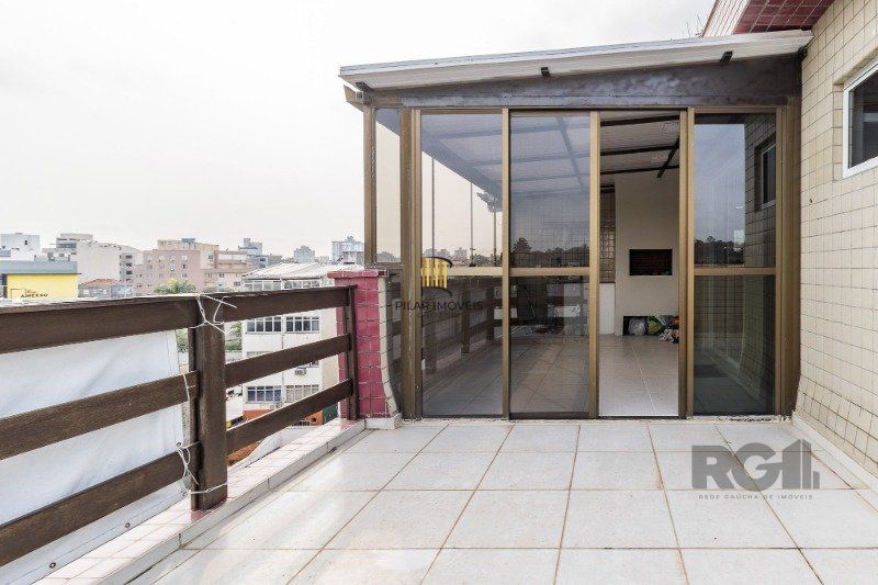 Cobertura 1 dormitório no bairro Passo da Areia