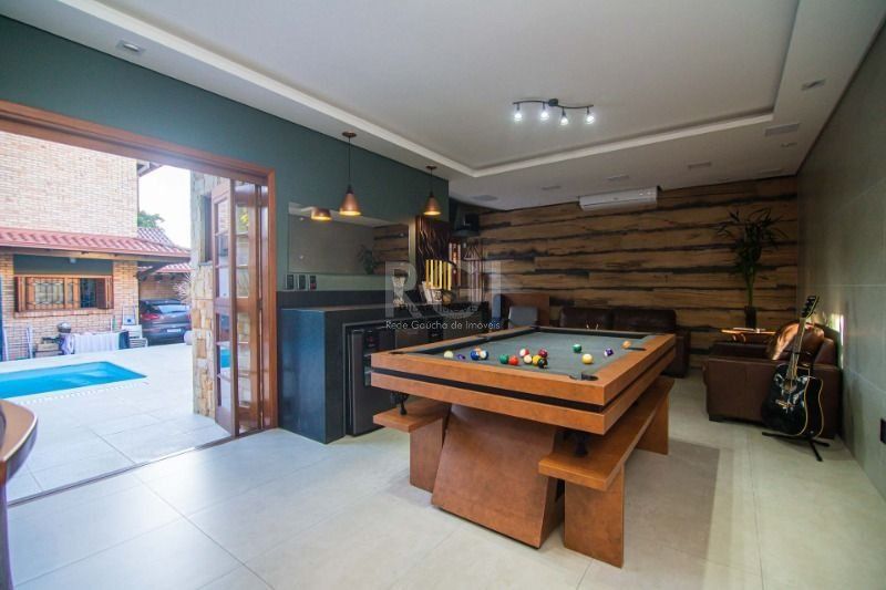 Casa 3 dormitórios no bairro Nonoai