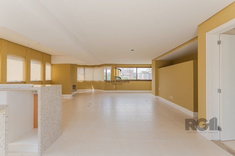 Apartamento para Venda - 279m², 3 dormitórios, sendo 1 suites, 4 vagas - Boa Vista