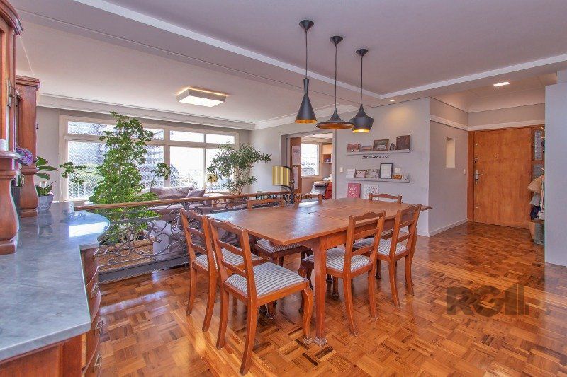 Apartamento 3 dormitórios no bairro Moinhos de Vento