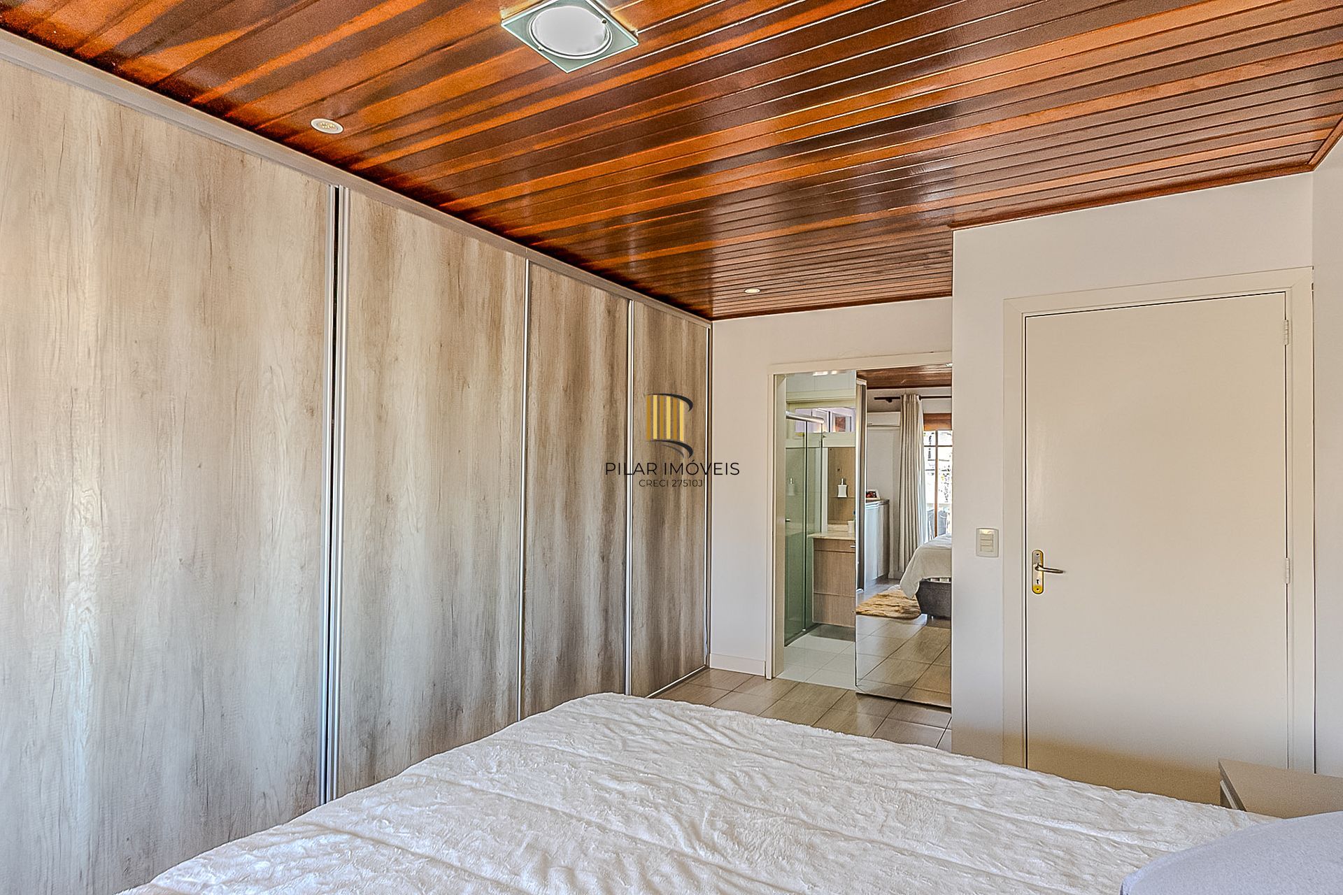 🏡 Sobrado à Venda – Rua Centaurus 144