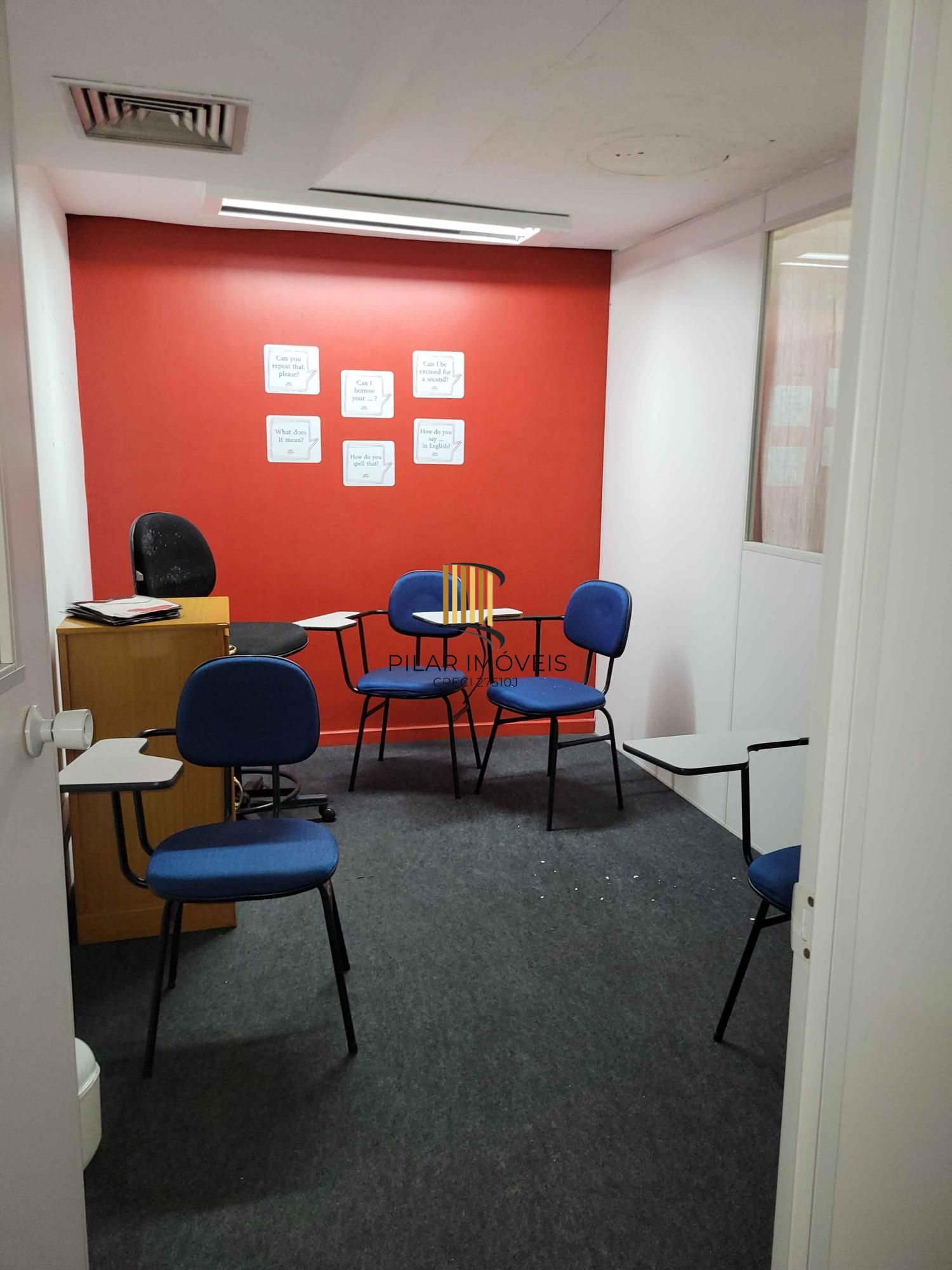 🏢 Conjunto de Salas Comerciais na barros cassal esquina Farrapos