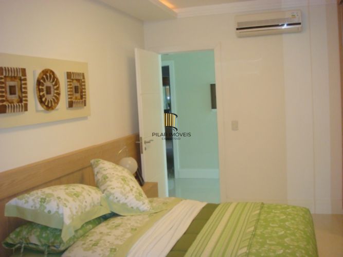 Casa para Venda - 462m², 6 dormitórios, sendo 6 suites, 3 vagas - Atlântida