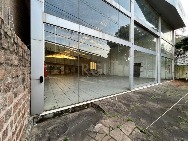 Loja para Venda - 390m², 0 dormitórios, São João