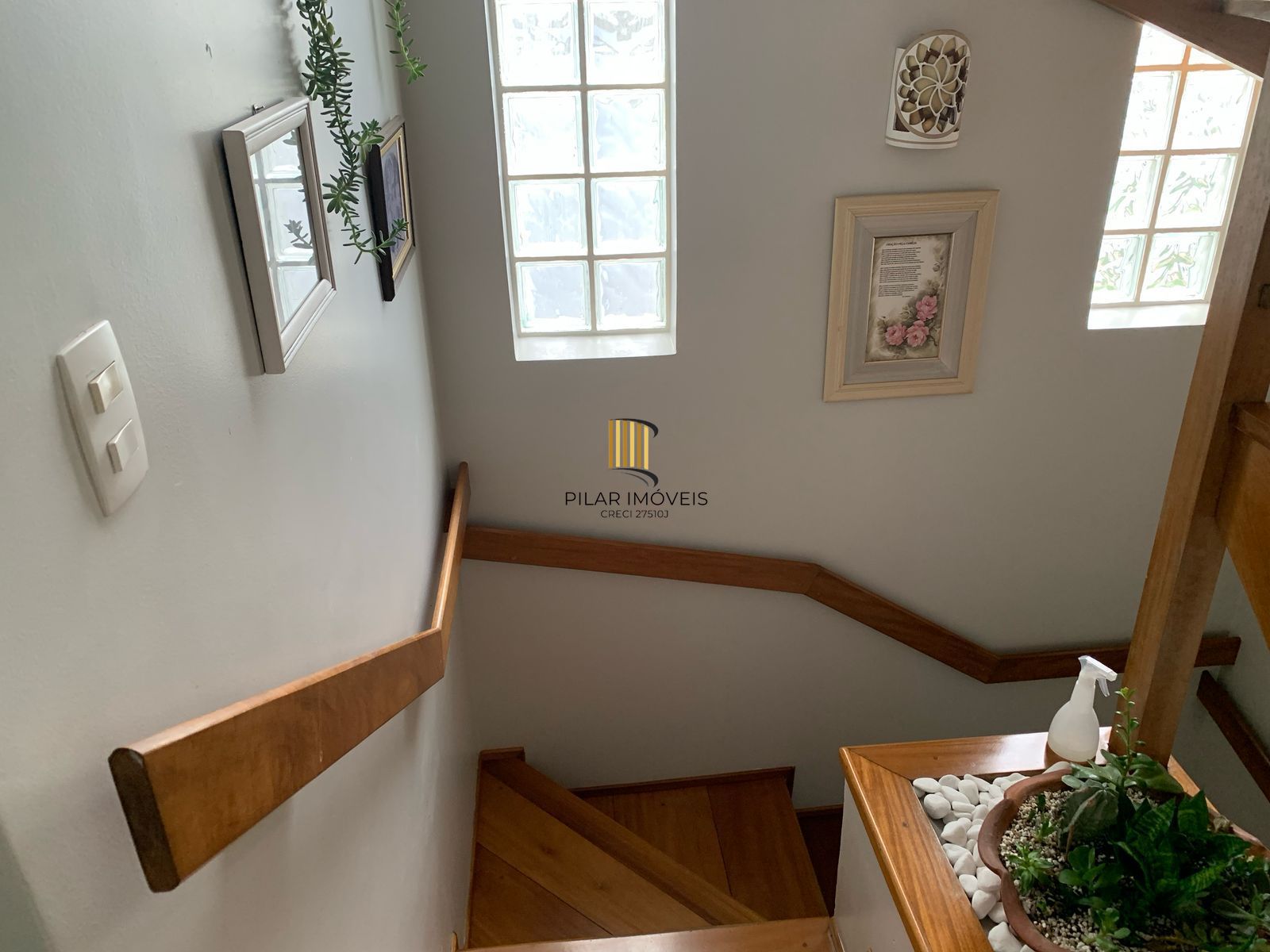 SOBRADO ALTO PADRÃO 271,03 M² PRIVATIVOS