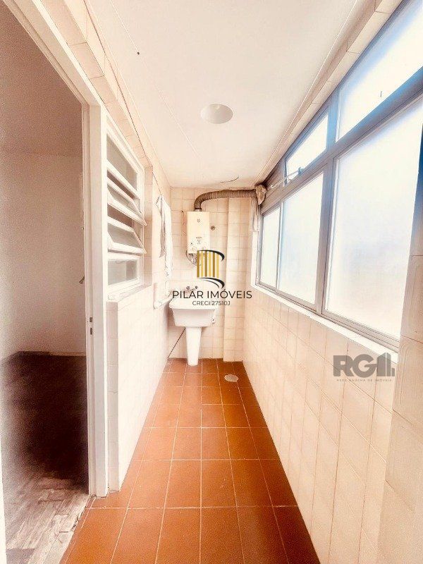 Apartamento 2 dormitórios no bairro Floresta