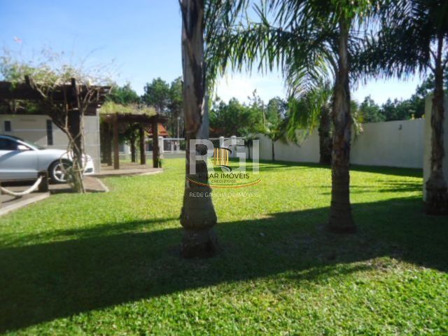 Casa para Venda - 320m², 4 dormitórios, sendo 2 suites, 3 vagas - Centro