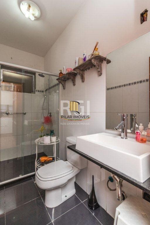 Casa para Venda - 490m², 3 dormitórios, sendo 1 suites, Floresta