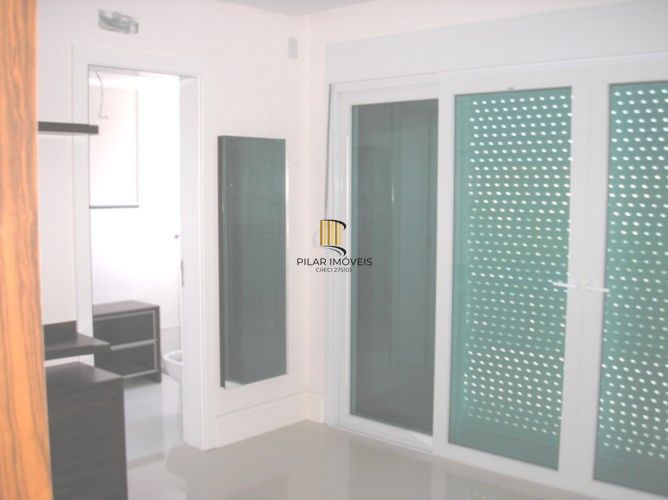 Casa para Venda - 462m², 6 dormitórios, sendo 6 suites, 3 vagas - Atlântida