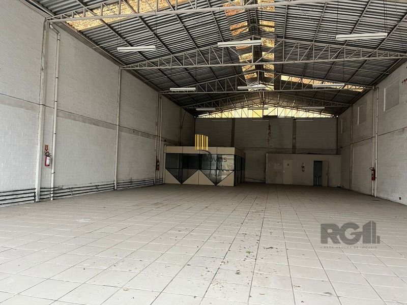 Loja para Venda - 390m², 0 dormitórios, São João