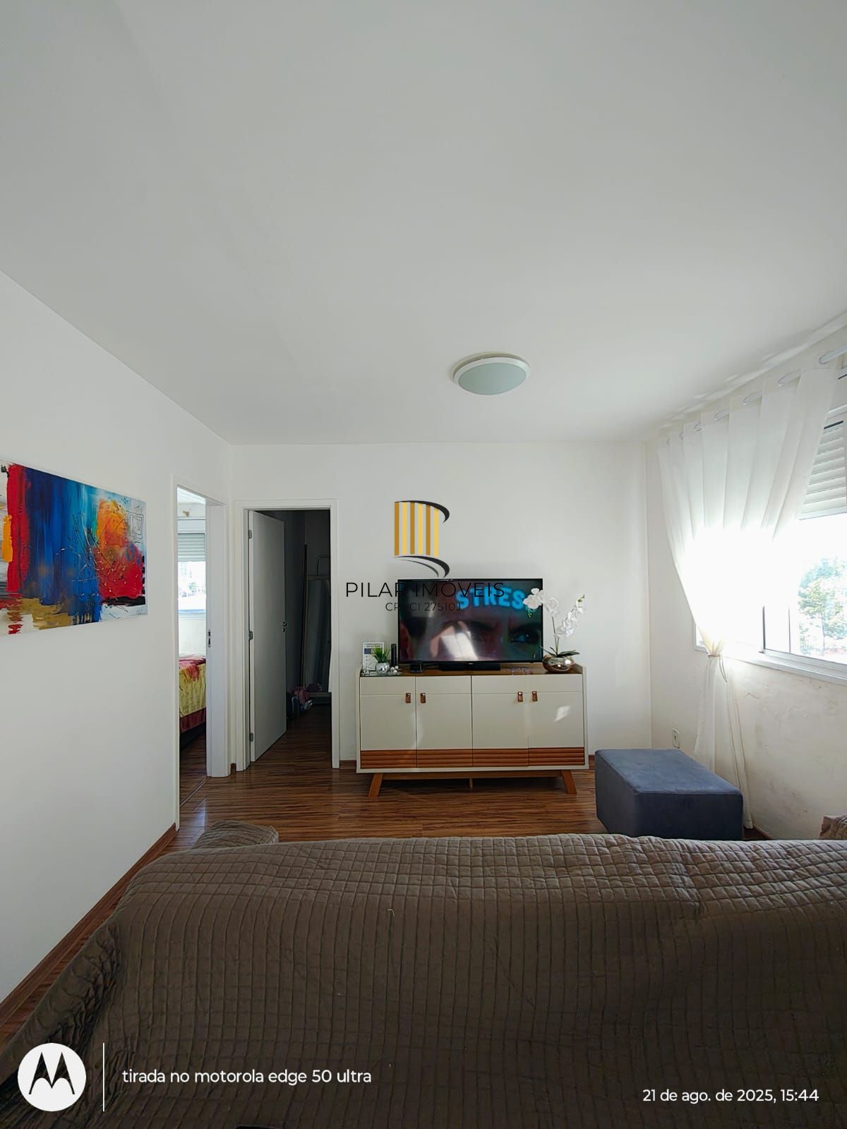 VENDE | MOBILIADO | VISTA DEFINIDA NA ASSIS BRASIL 4908