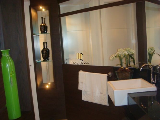 Casa para Venda - 462m², 6 dormitórios, sendo 6 suites, 3 vagas - Atlântida