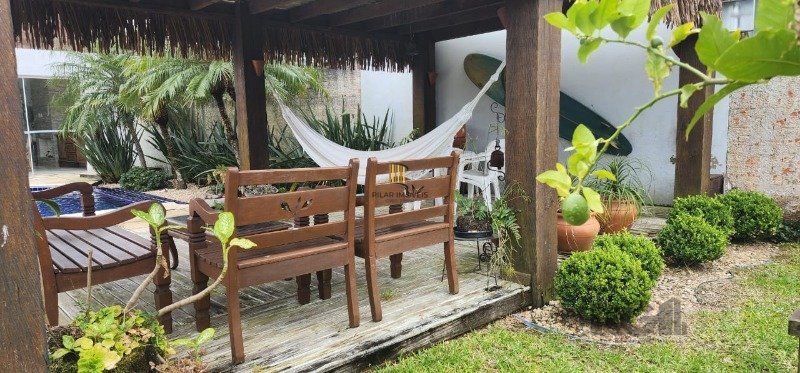 Apartamento 2 dormitórios no bairro Atlântida