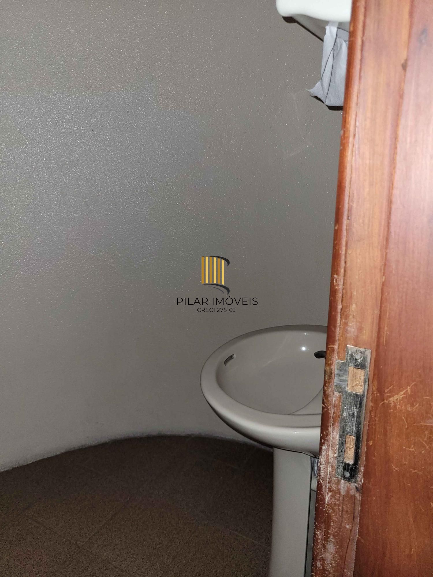 🏢 Conjunto de Salas Comerciais na barros cassal esquina Farrapos