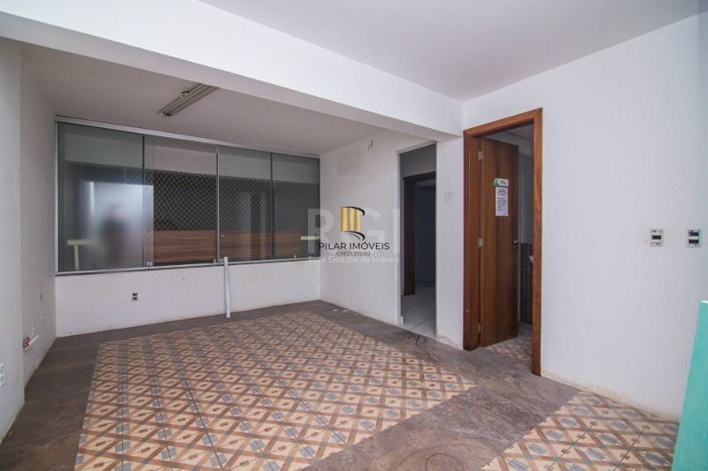 Loja para Venda - 246.18m², 0 dormitórios, 2 vagas - Independência