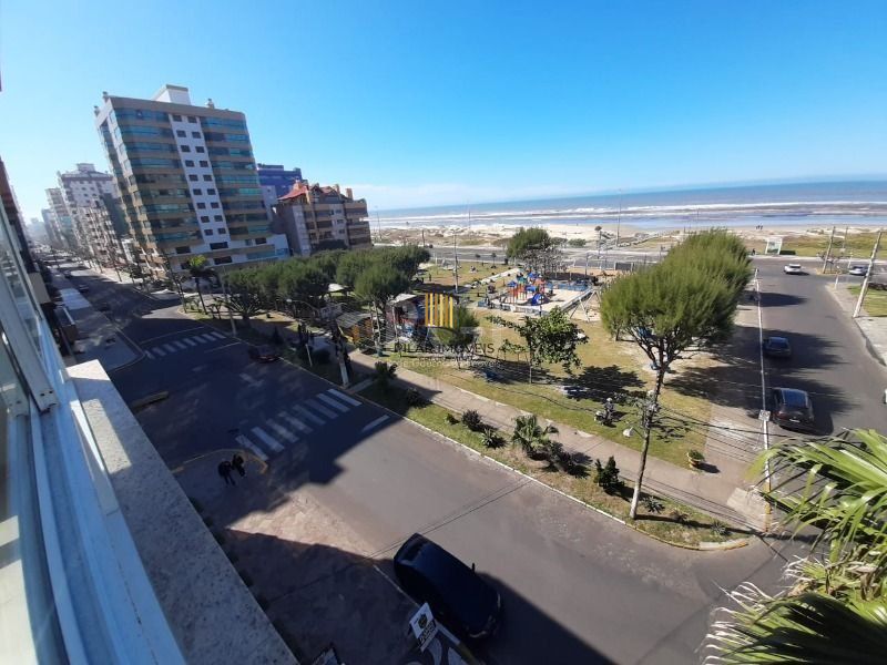 Apartamento para Venda - 190m², 4 dormitórios, sendo 4 suites, 2 vagas - Navegantes