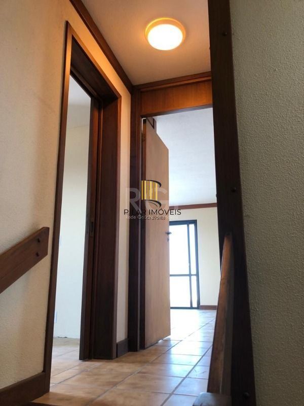 Predio para Venda - 1024m², 0 dormitórios, 9 vagas - São João