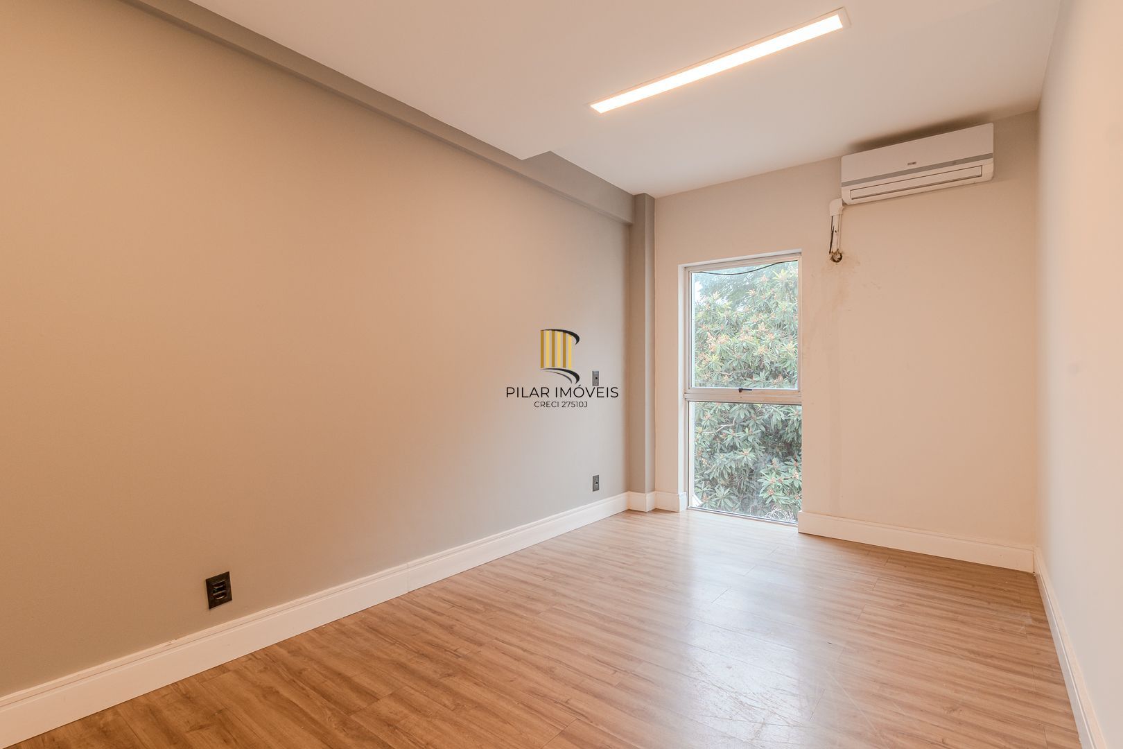 Loja para Venda - 650m², 0 dormitórios, 16 vagas - Floresta