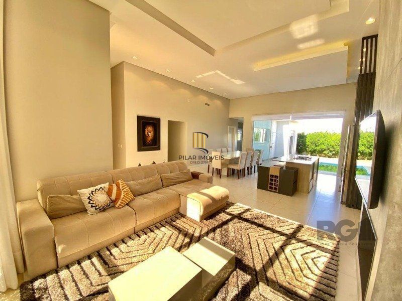 Casa de Condomínio 3 dormitórios no bairro Dubai