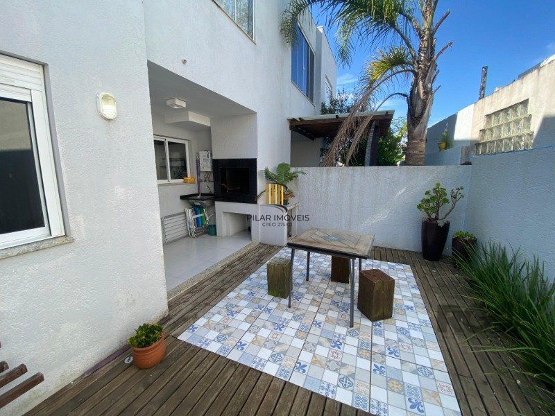 Apartamento 2 dormitórios no bairro Atlântida