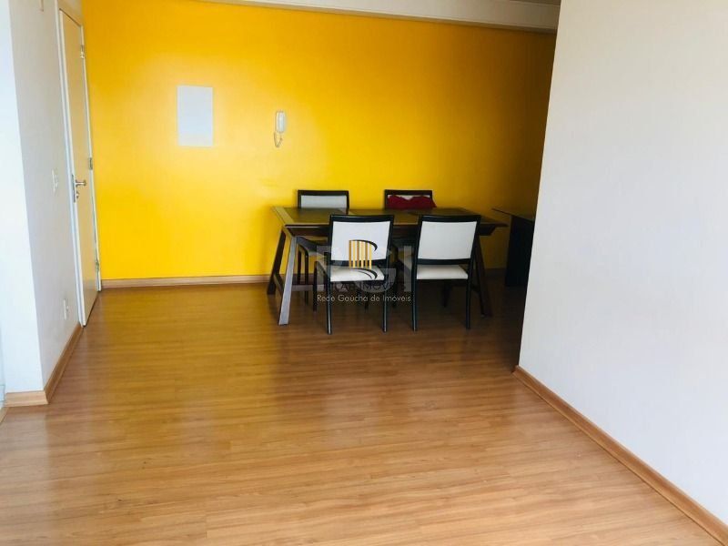 Apartamento para Venda - 72m², 3 dormitórios, sendo 1 suites, 2 vagas - São João