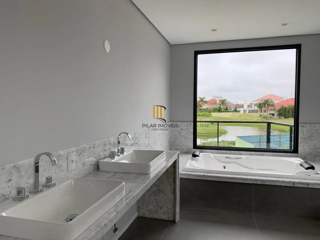 🏡 CASA DE ALTO PADRÃO NO CONDOMÍNIO GREEN VILLAGE – Xangrila/RS