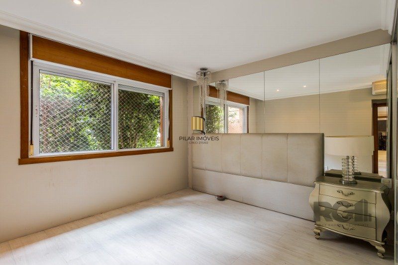 Apartamento 4 dormitórios no bairro Jardim Europa