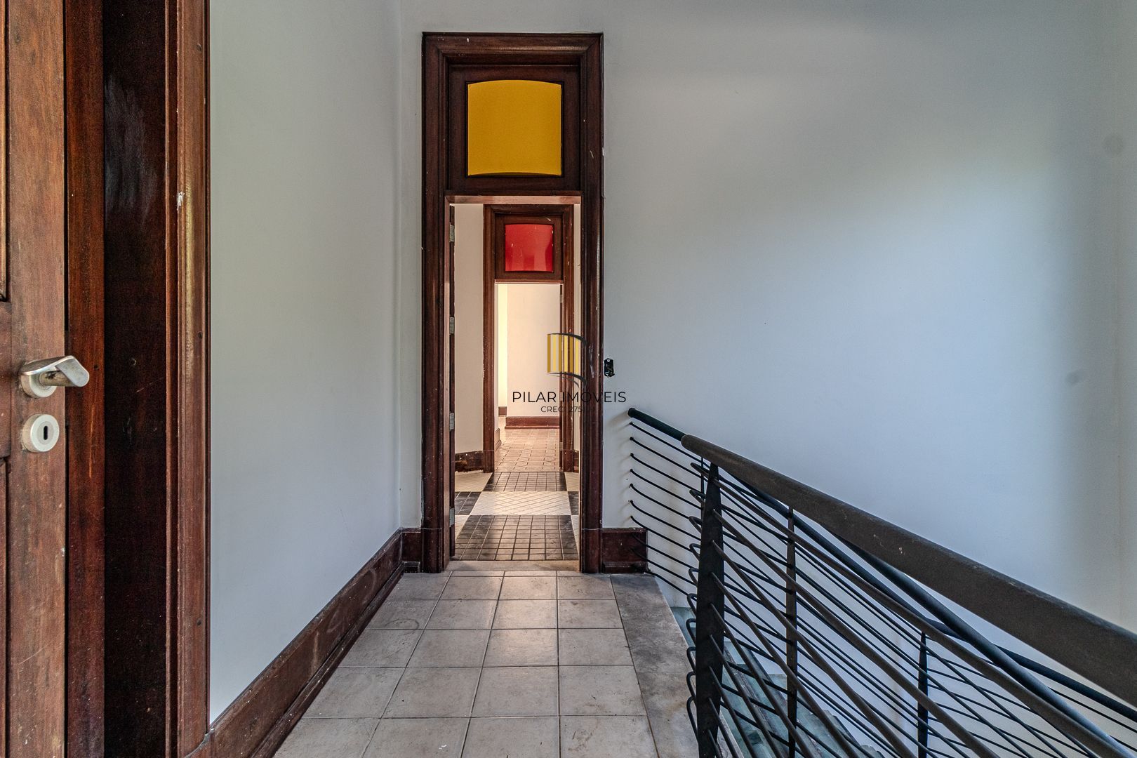 Casa para Venda - 1000m², 5 dormitórios, sendo 5 suites, 8 vagas - Teresópolis