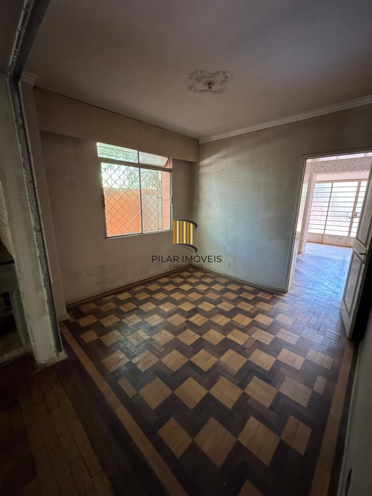 Casa 3 dormitórios no bairro Petrópolis