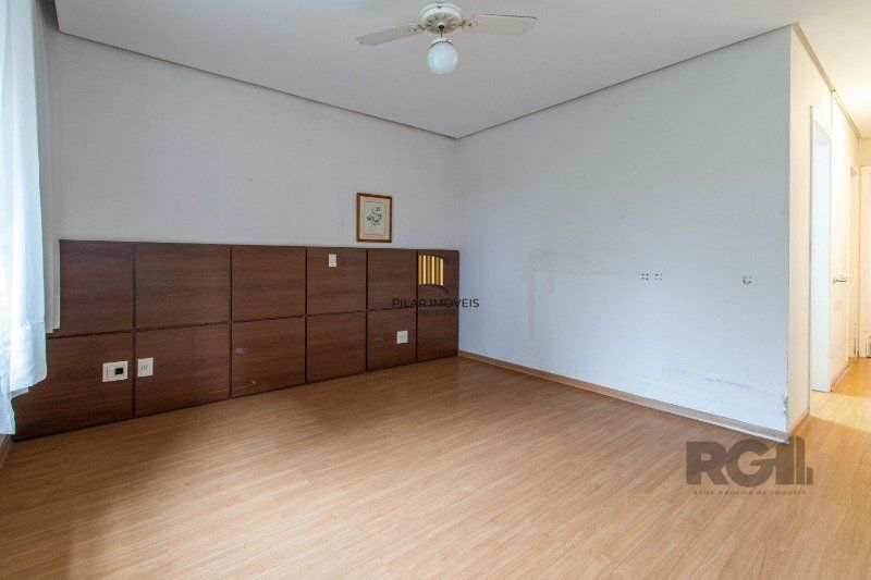 Casa 5 dormitórios no bairro Boa Vista