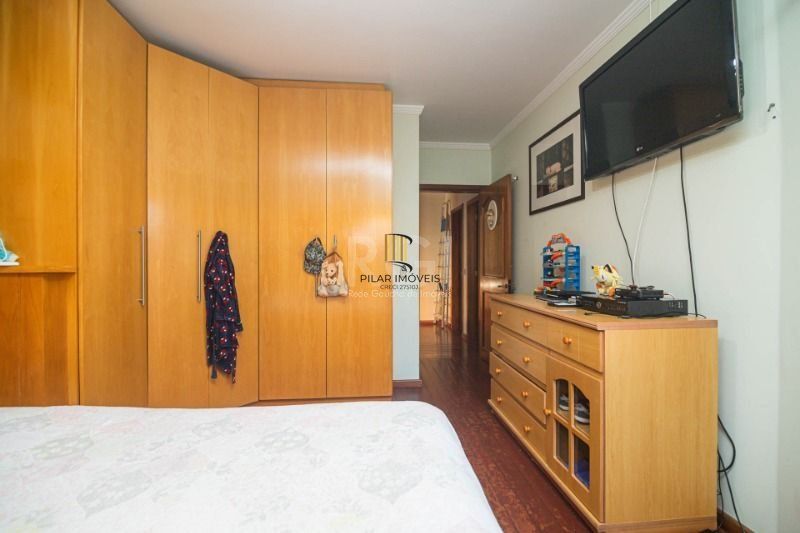 Casa 3 dormitórios no bairro Nonoai