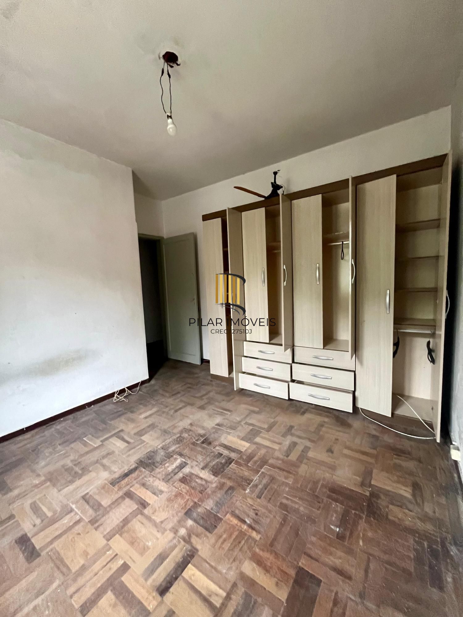 🏡 APARTAMENTO TERREO À VENDA — MENINO DEUS