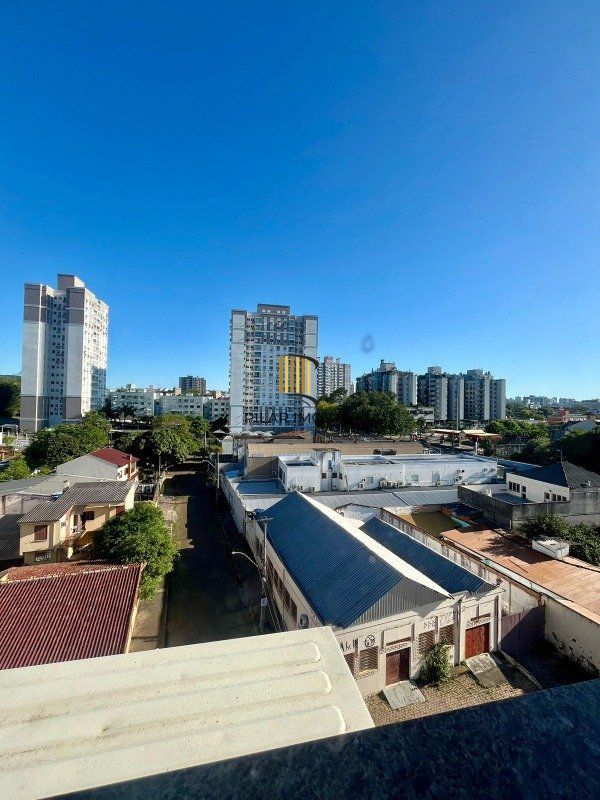 Apartamento para Venda - 58m², 2 dormitórios, sendo 1 suites, 2 vagas - Cristo Redentor