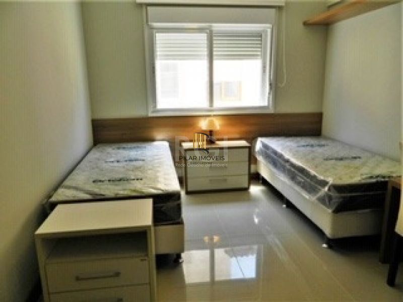 Apartamento para Venda - 190m², 4 dormitórios, sendo 4 suites, 2 vagas - Navegantes