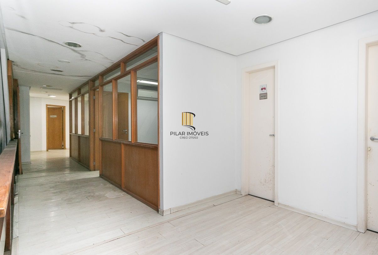 🏢 Prédio Comercial no bairro Auxiliadora — quase esquina com a Cristóvão Colombo!