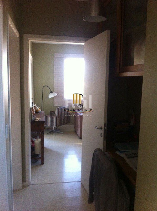 Apartamento para Venda - 84.59m², 2 dormitórios, 1 vaga - Sarandí